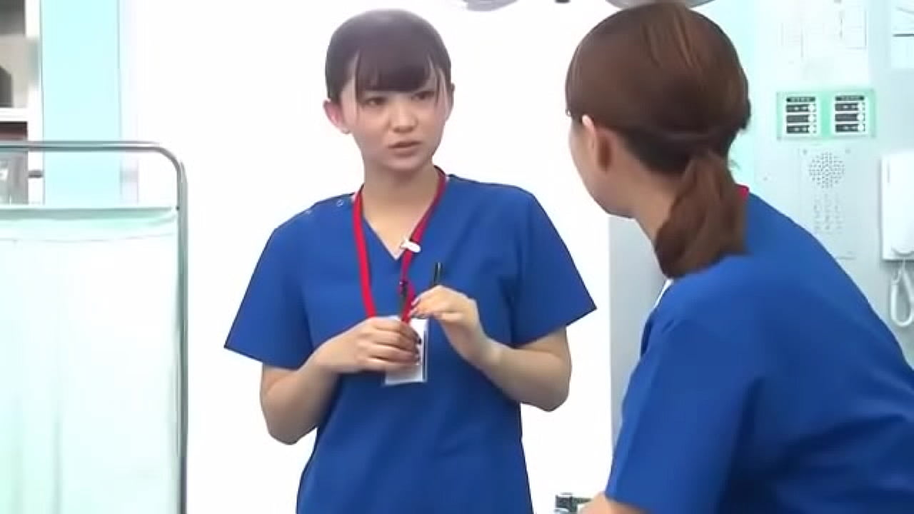 爆乳スレンダー美女とちっぱいロリ美少女たちのハーレム乱交セックス